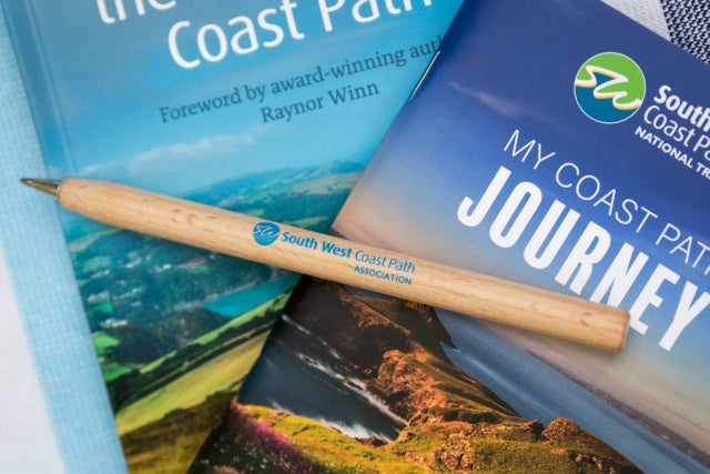 Wooden Coast Path Pen